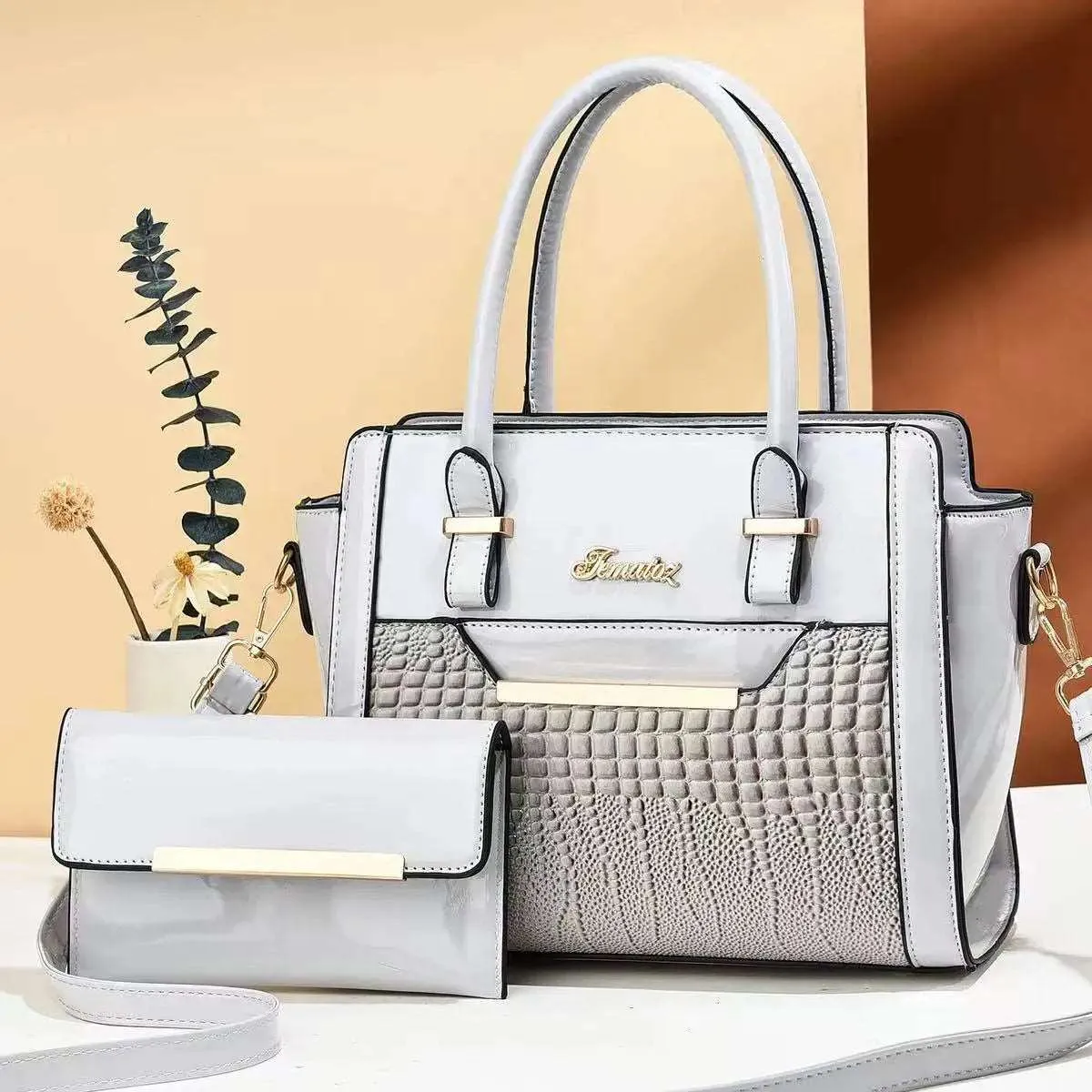 2024 Chic Crocodile Pattern Crossbody Composite Bag Spacious PU Shoulder Tote for Women's Fashion – High Capacity Elegance