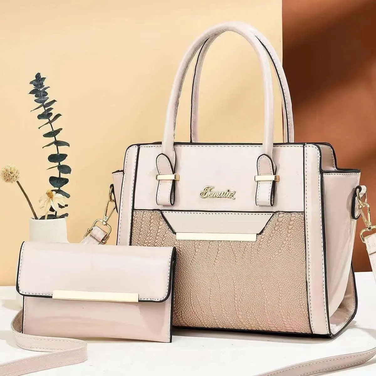 2024 Chic Crocodile Pattern Crossbody Composite Bag Spacious PU Shoulder Tote for Women's Fashion – High Capacity Elegance