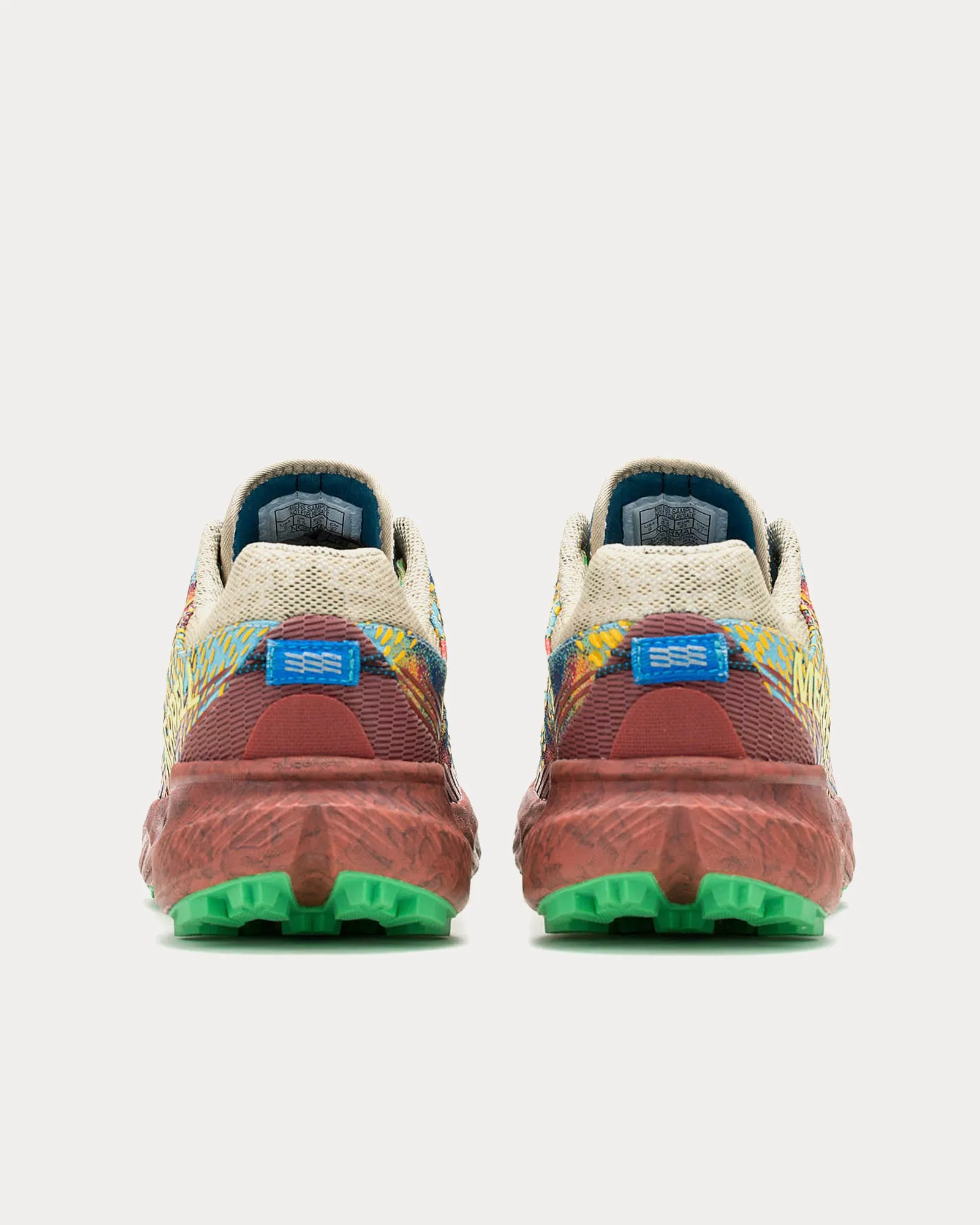 Agility Peak 5 Gawaa Running Shoes
