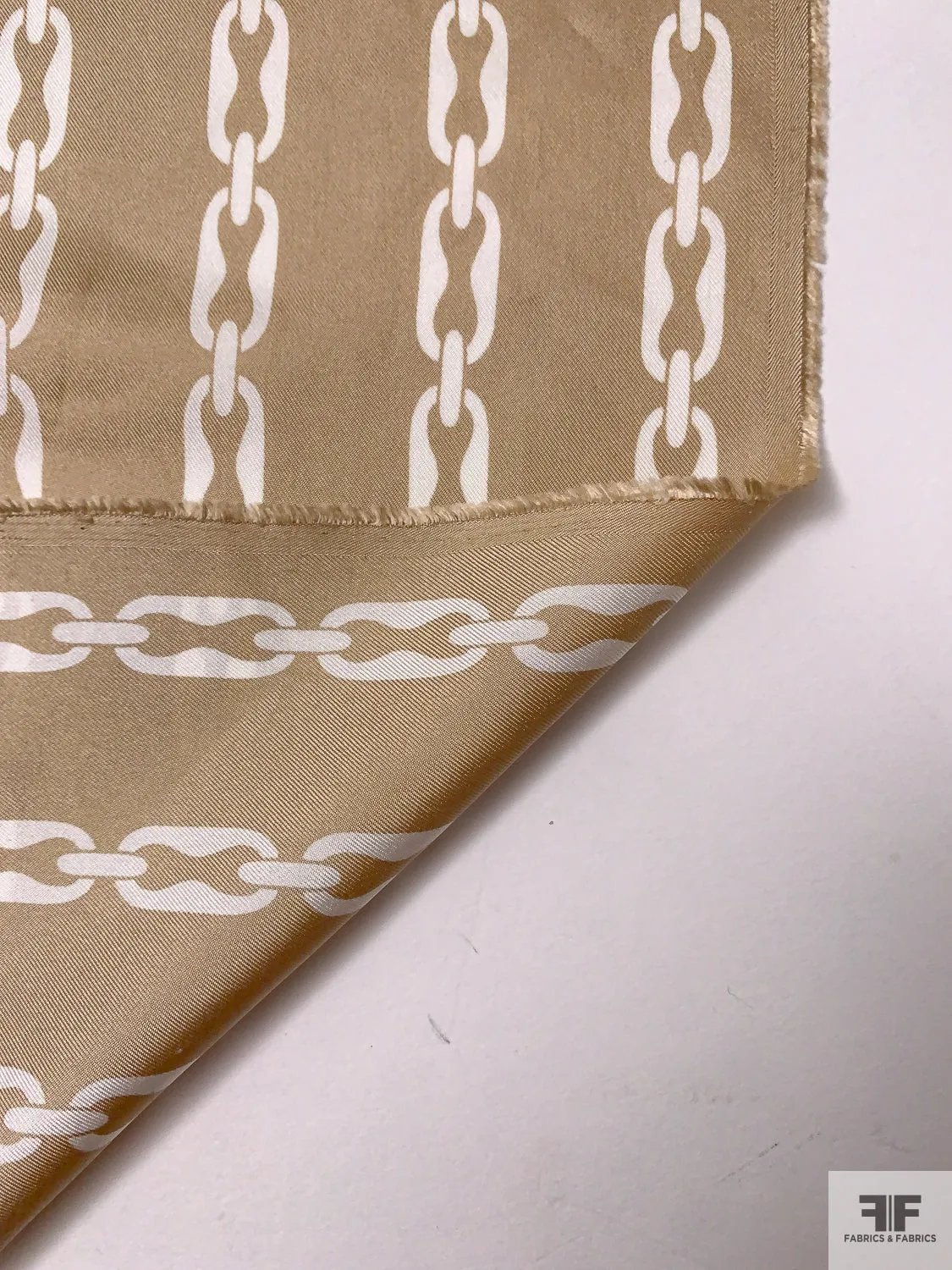Chain Links Printed Silk Twill - Tan / Off-White