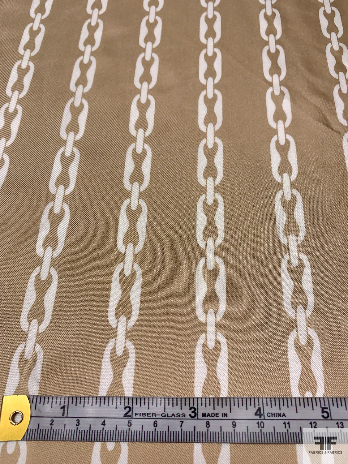 Chain Links Printed Silk Twill - Tan / Off-White