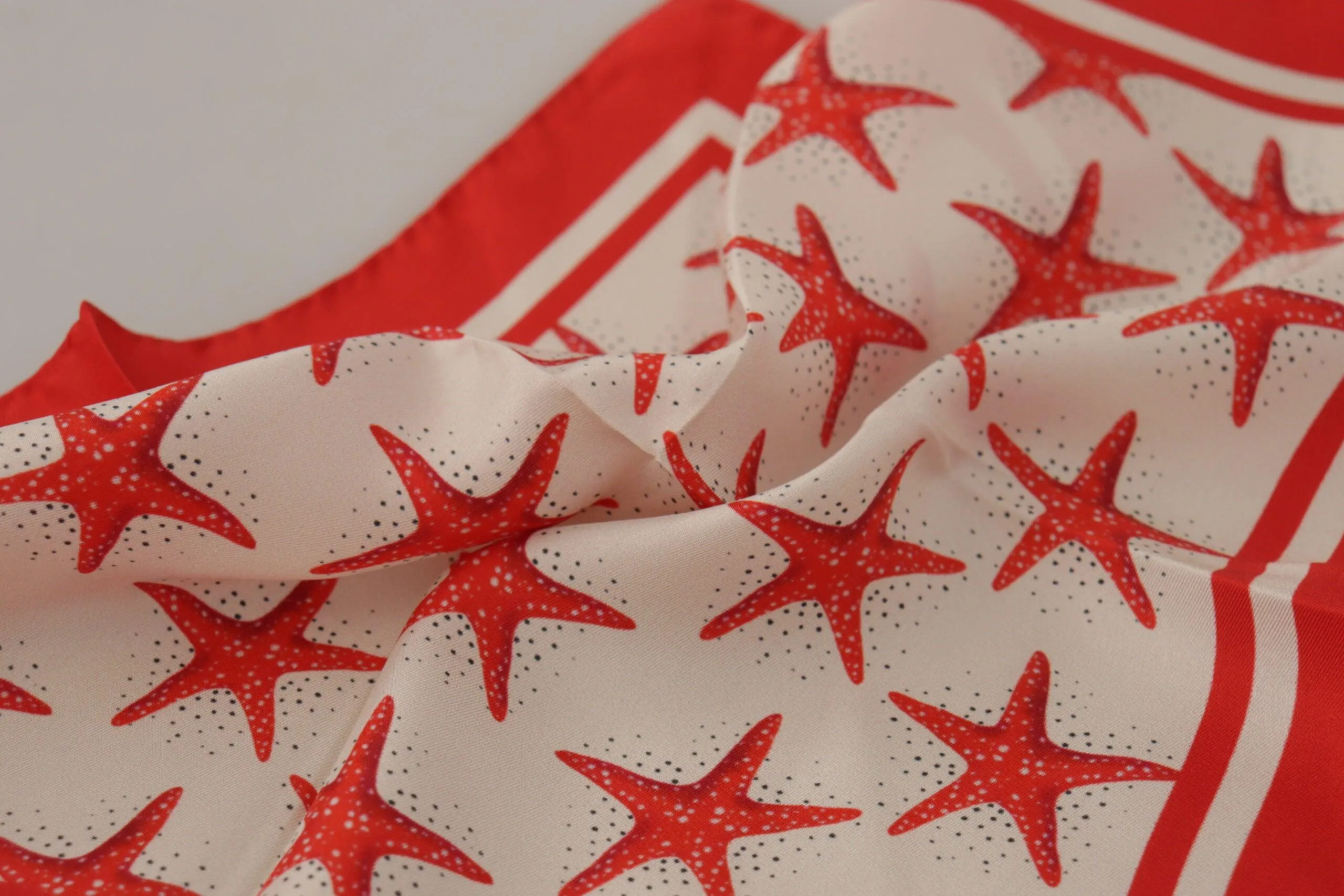 Dolce & Gabbana Red Star Printed Square Mens Handkerchief Silk Scarf