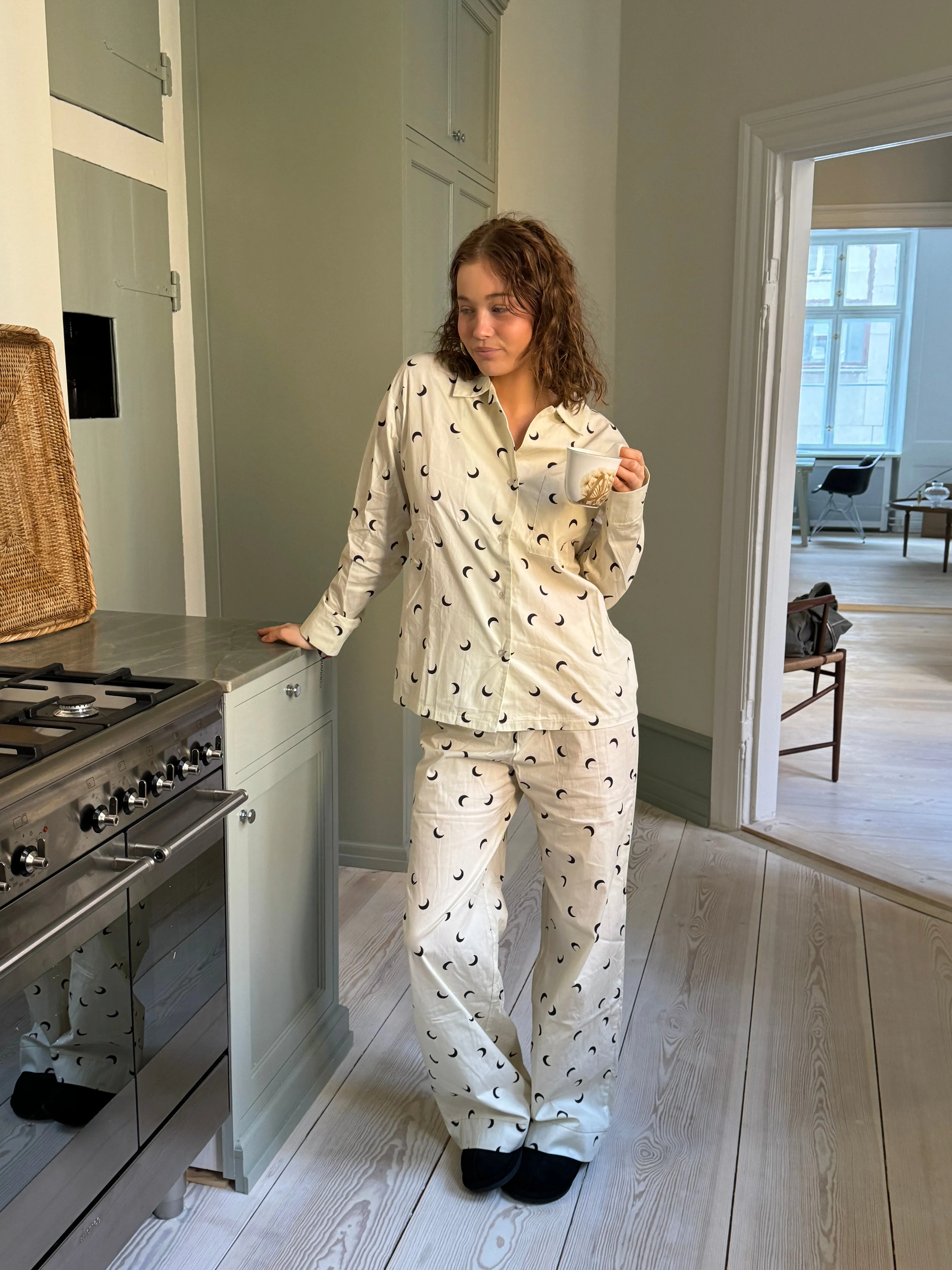 Kyla pyjamas shirt with moons - Beige