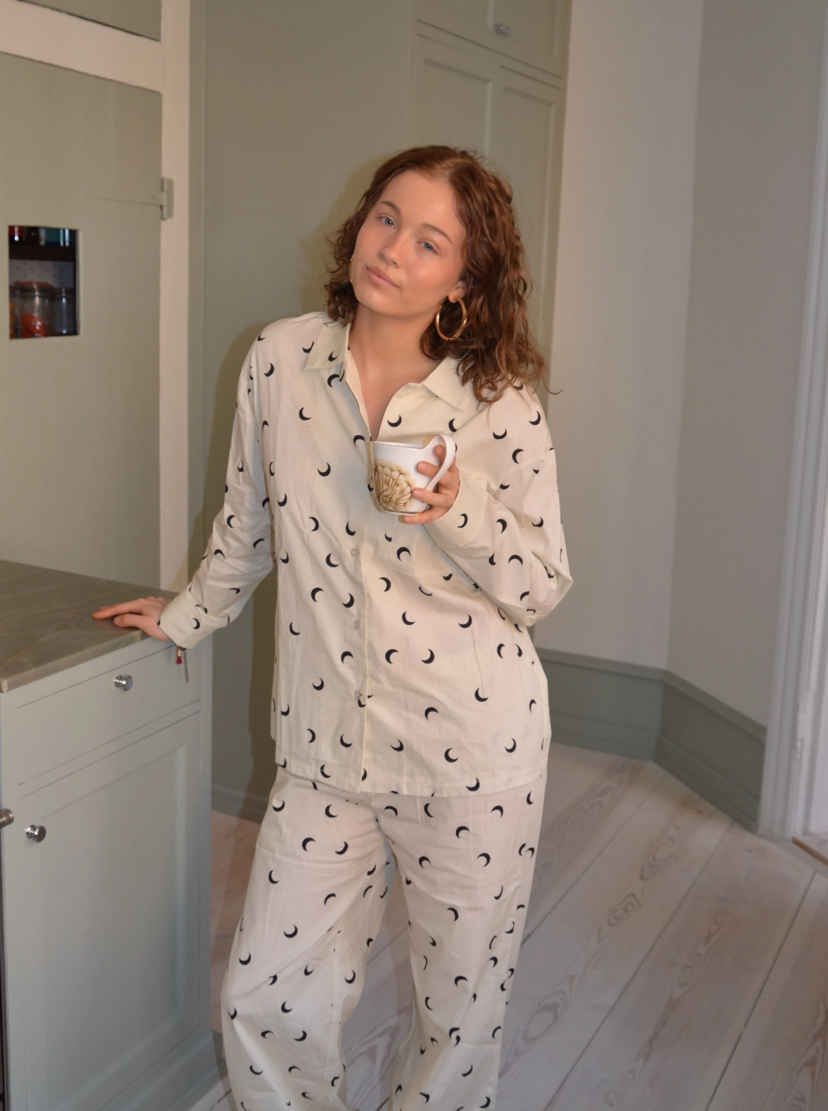 Kyla pyjamas shirt with moons - Beige