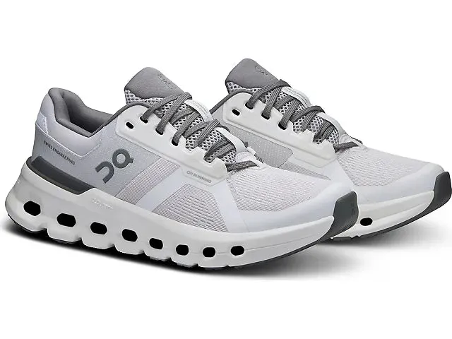 On Running Women's Cloudrunner 2