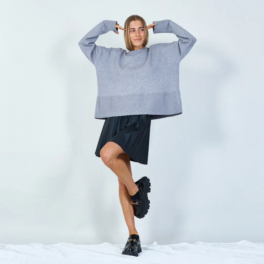 Oversized crewneck sweater wholesale