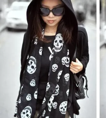 VenusFox Skull Print Silk Scarf